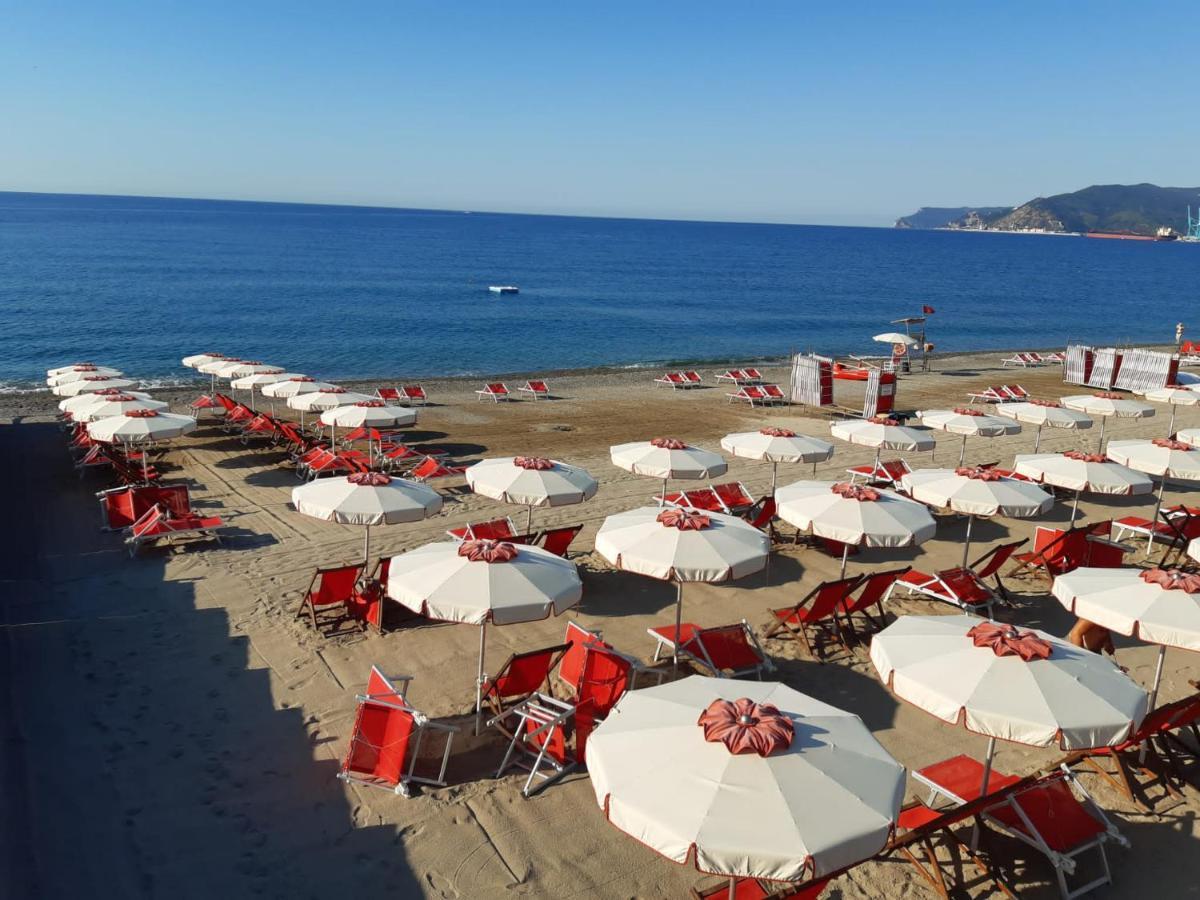 La Casa Del Mare Leilighet Savona Eksteriør bilde